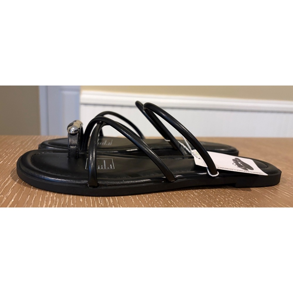 Serra Ladies Strappy Sandals Black Silver Toe Ring Flat Summer Shoes Size 10 NWT